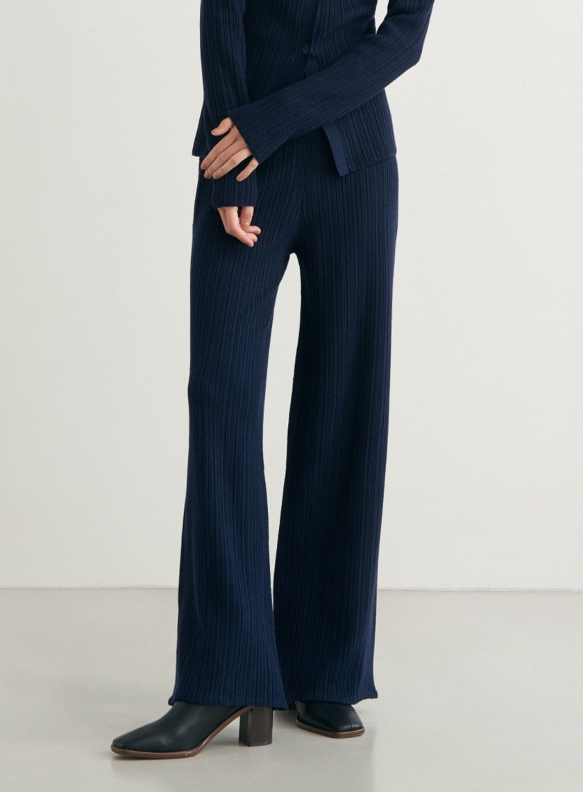 舒適坑條針織寬褲